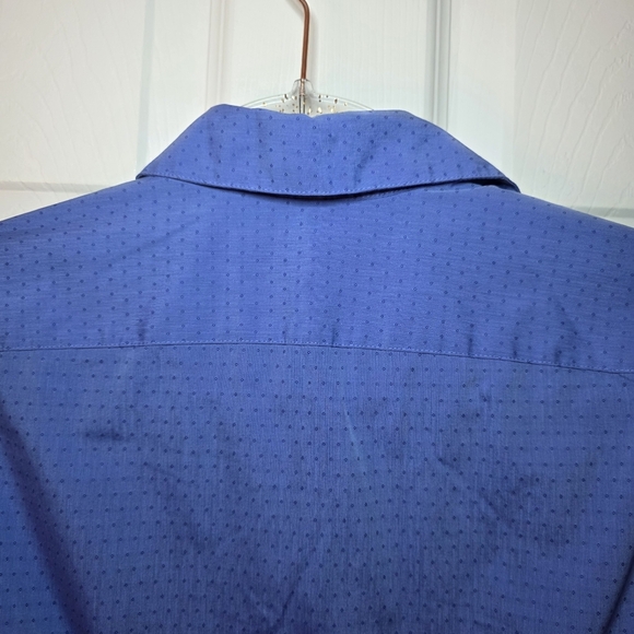Lands' End Blue 3/4 Sleeve Button Down, 4 - Picture 6 of 10